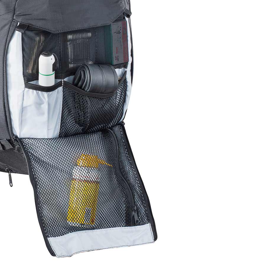 EVOC, Stage 18, Hydration Bag, Volume: 18L, Bladder: Not inlcuded, Black